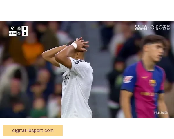 佩尼亚多次神勇扑救化解皇马单刀球表现堪称完美